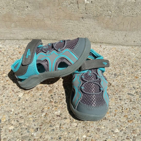 💥💥3 for $10💥Boys OshKosh B'gosh sandals - Picture 2 of 12